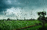 下雨