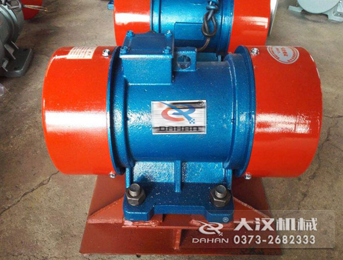 仓壁振动器
